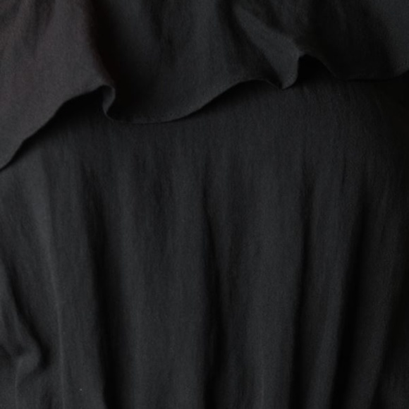 OFF SHOULDER CAPRI BLACK JUMPSUIT - Picture 4 of 4